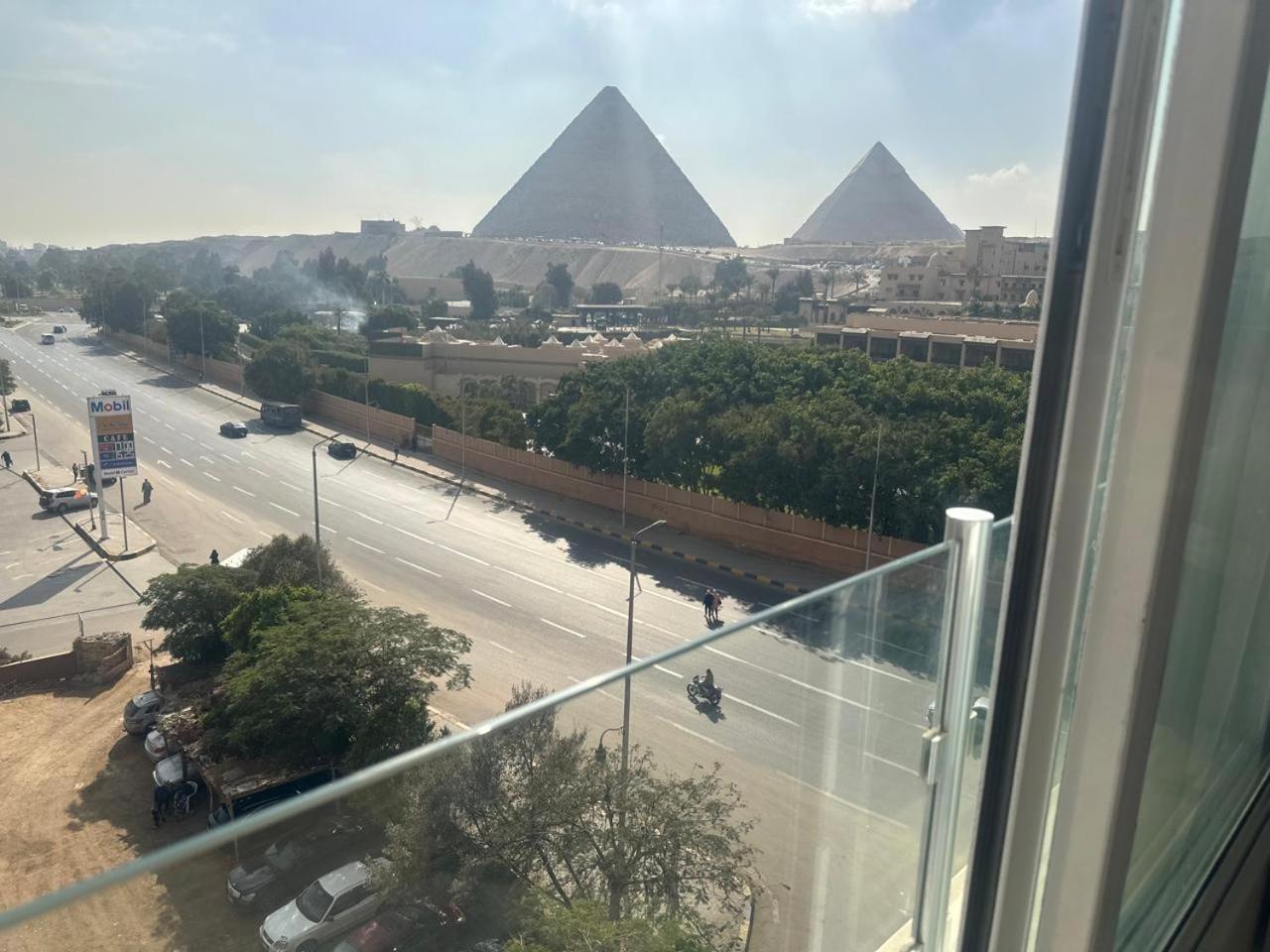 Doudou Pyramids View Hotel Kafret el-Gabal Extérieur photo